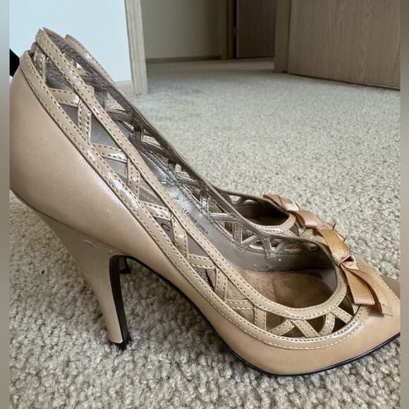 Ellen Tracy Madison Peep-toe heels Sandals Beige/Tan Size 7 - Picture 3 of 12